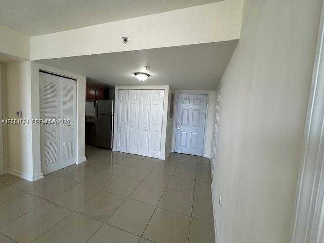 LAWRENCE ESTATES LAND COS - Residential Lease