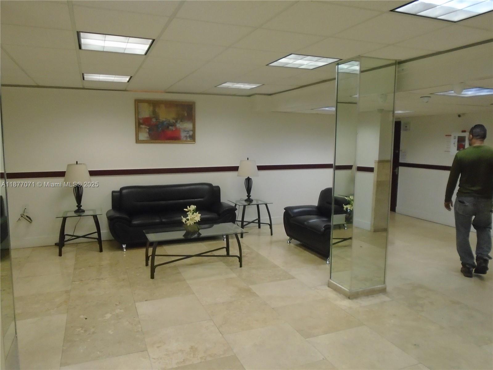 MANORS OF INVERRARY XI - Residential