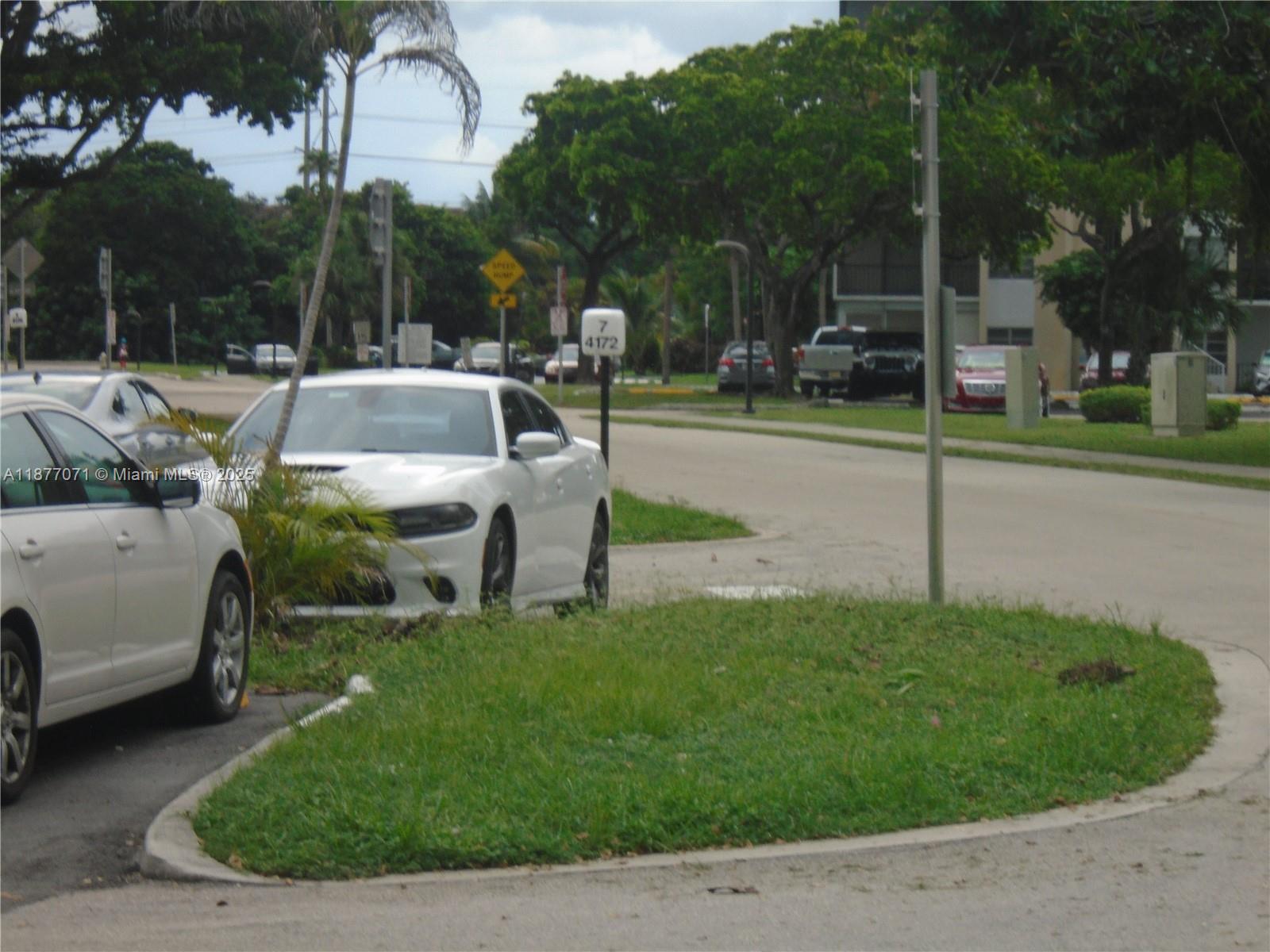 MANORS OF INVERRARY XI - Residential