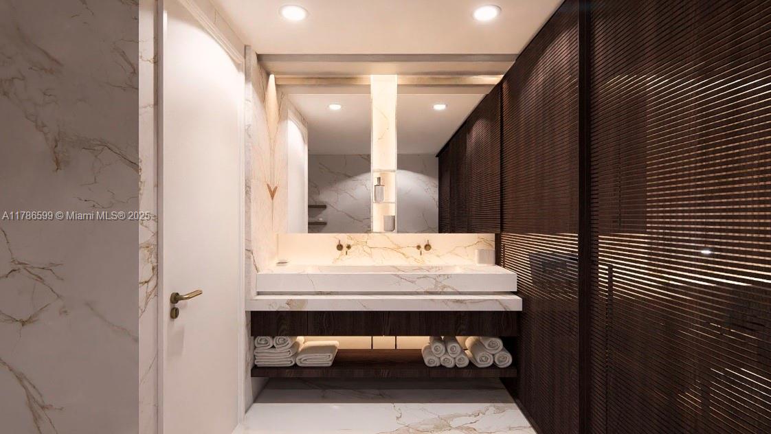 PARAISO BAY CONDO - Residential
