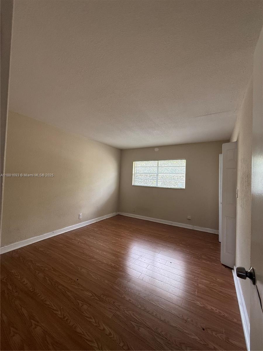 TOWNHOUSES OF PLANTATION - Residential