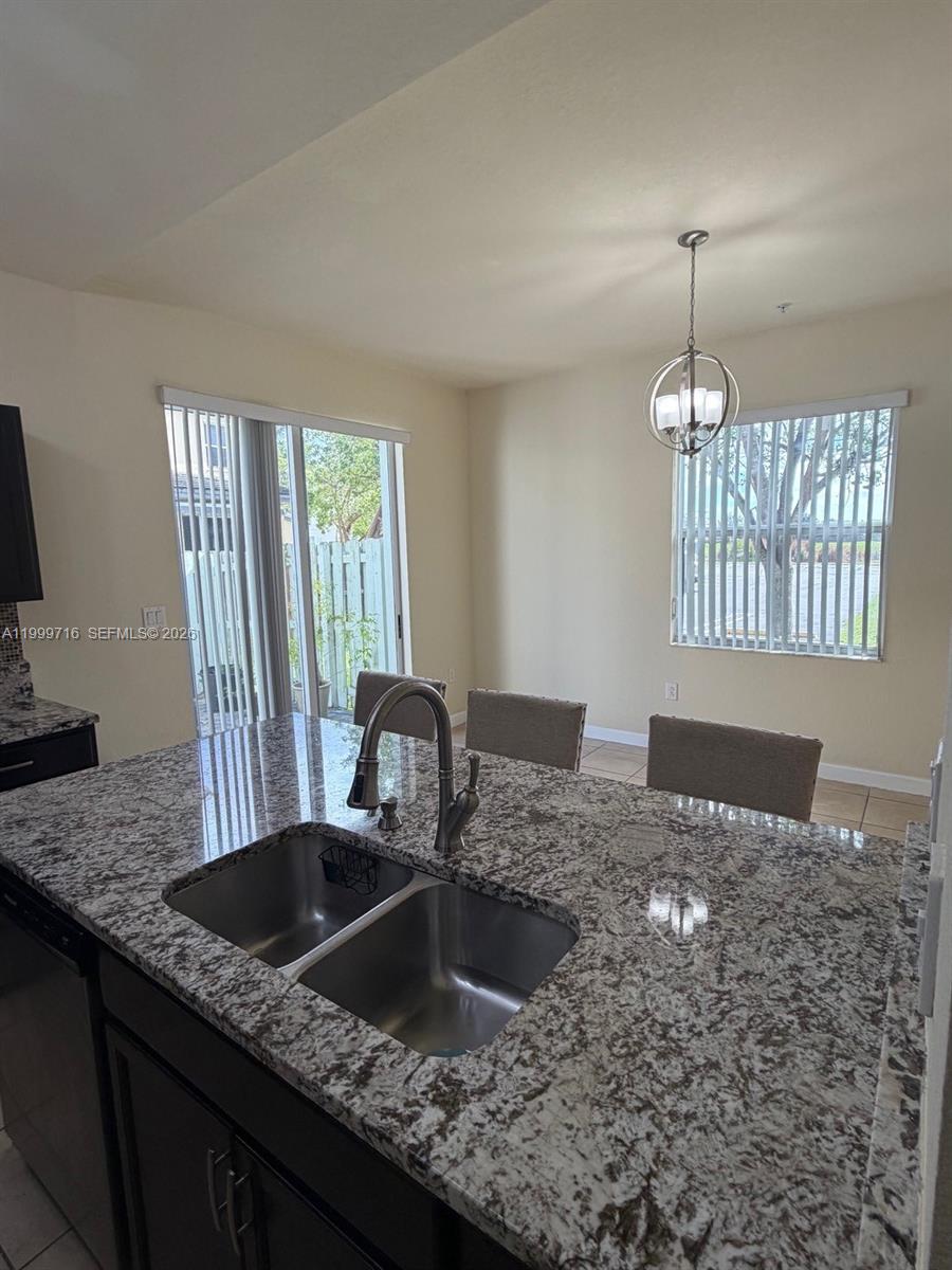 FIJI CONDO NO 1 - Residential