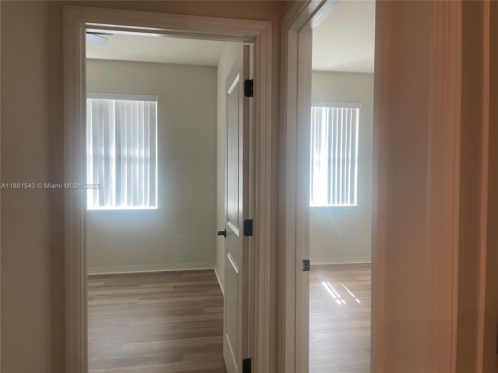 HILLCREST COUNTRY CLUB SO - Residential Lease