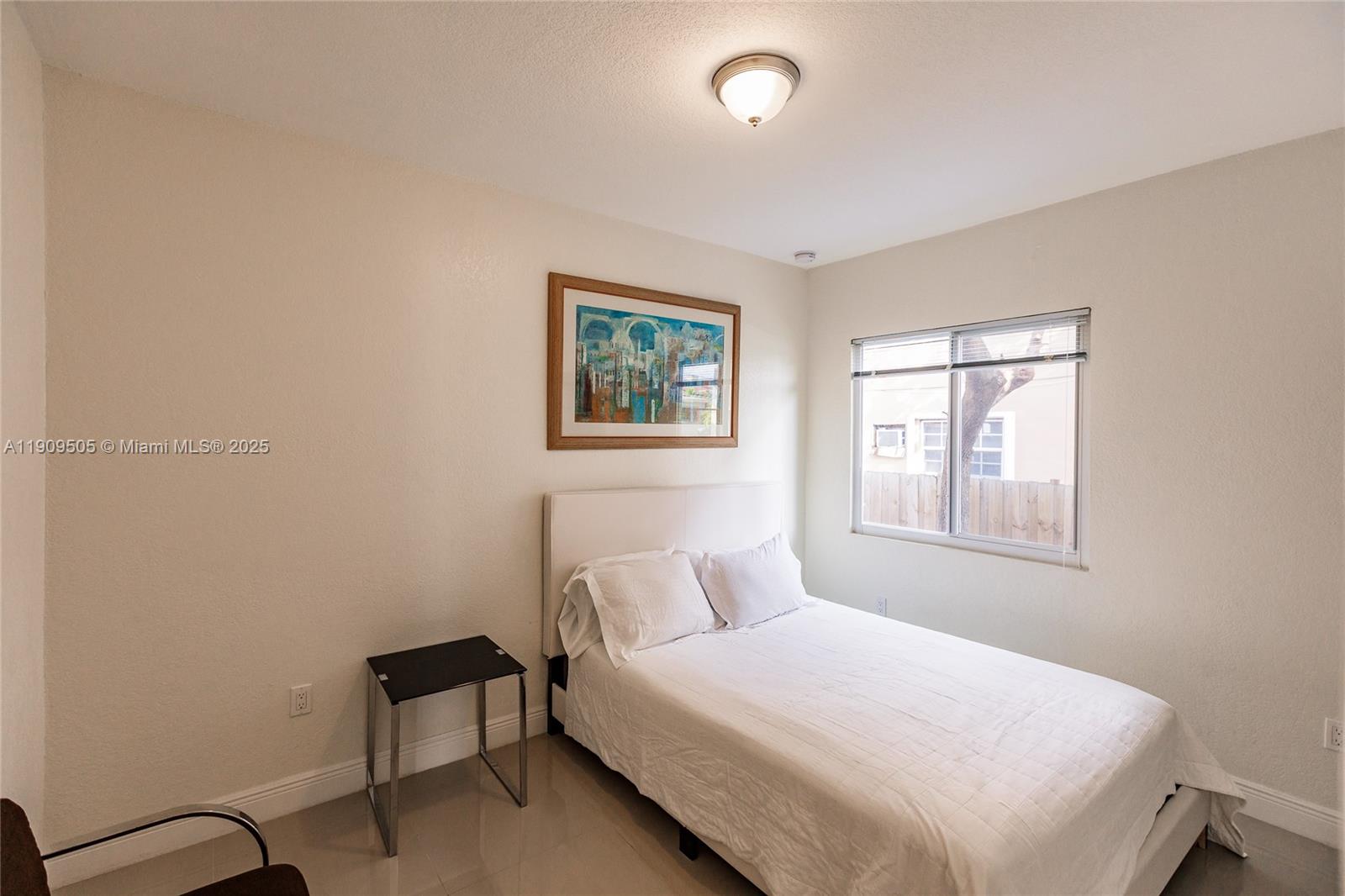 LAWRENCE ESTATES LAND COS - Residential Lease