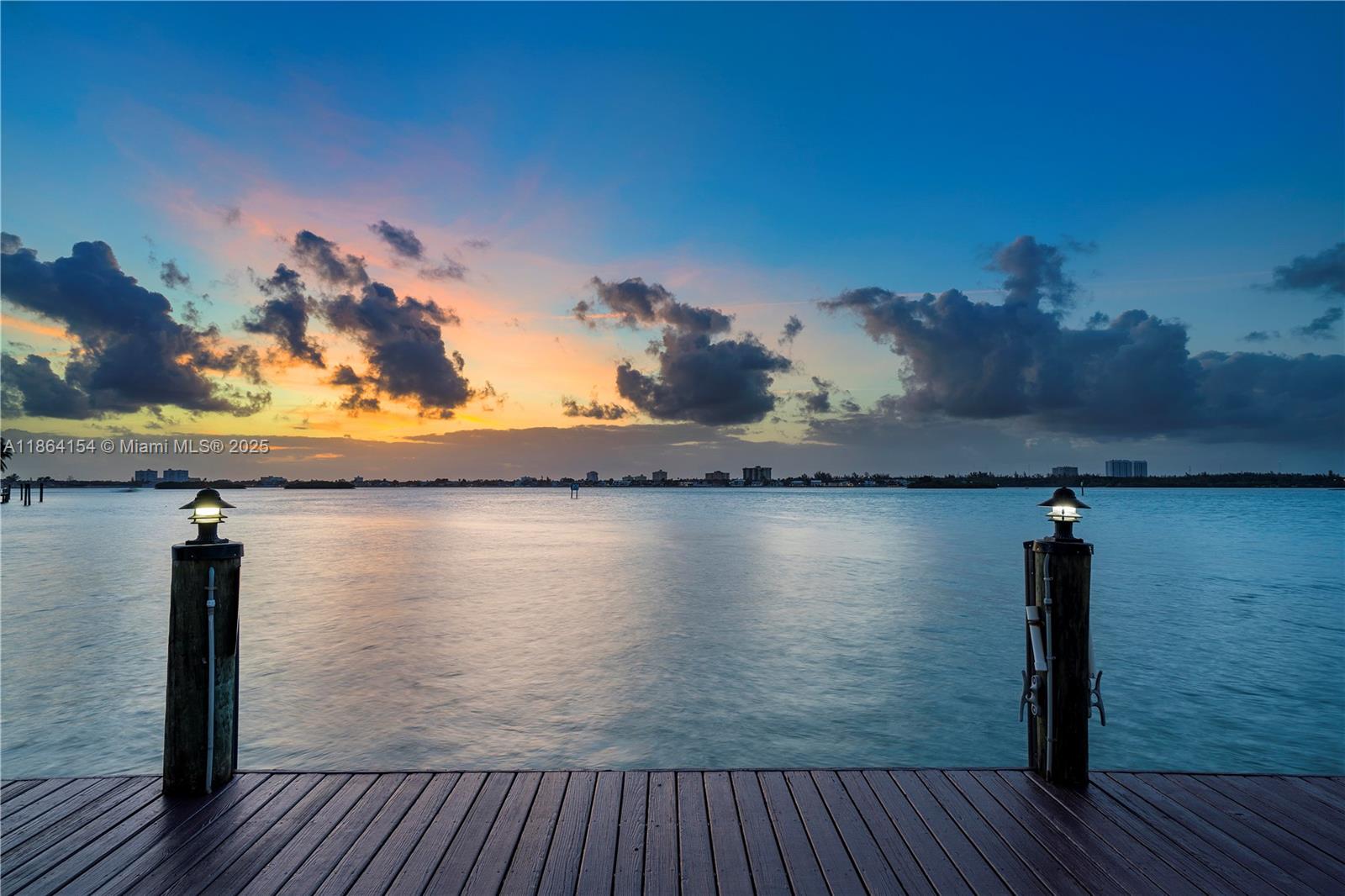 ISLAND POINTE CONDO - Residential Lease