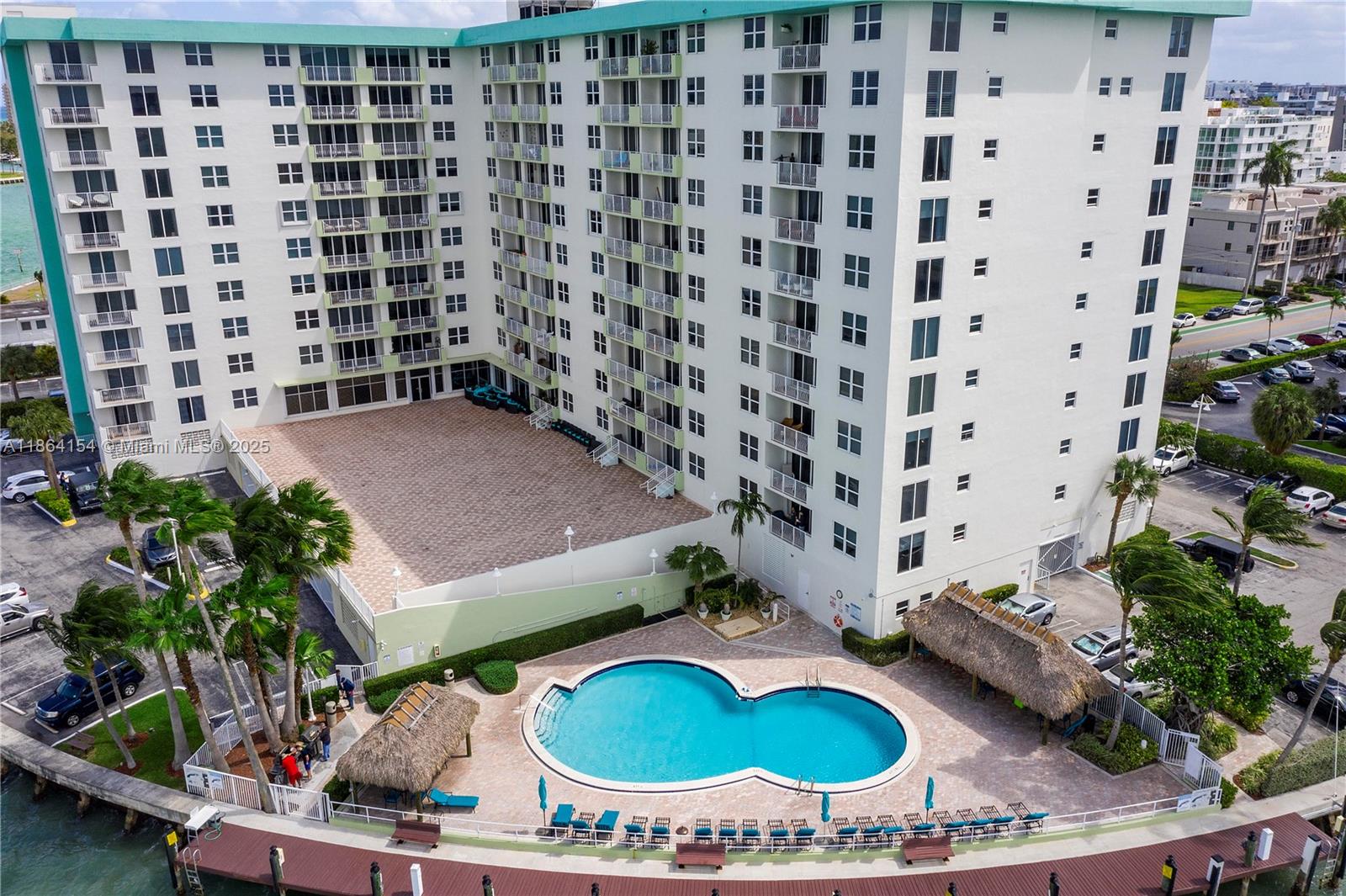 ISLAND POINTE CONDO - Residential Lease