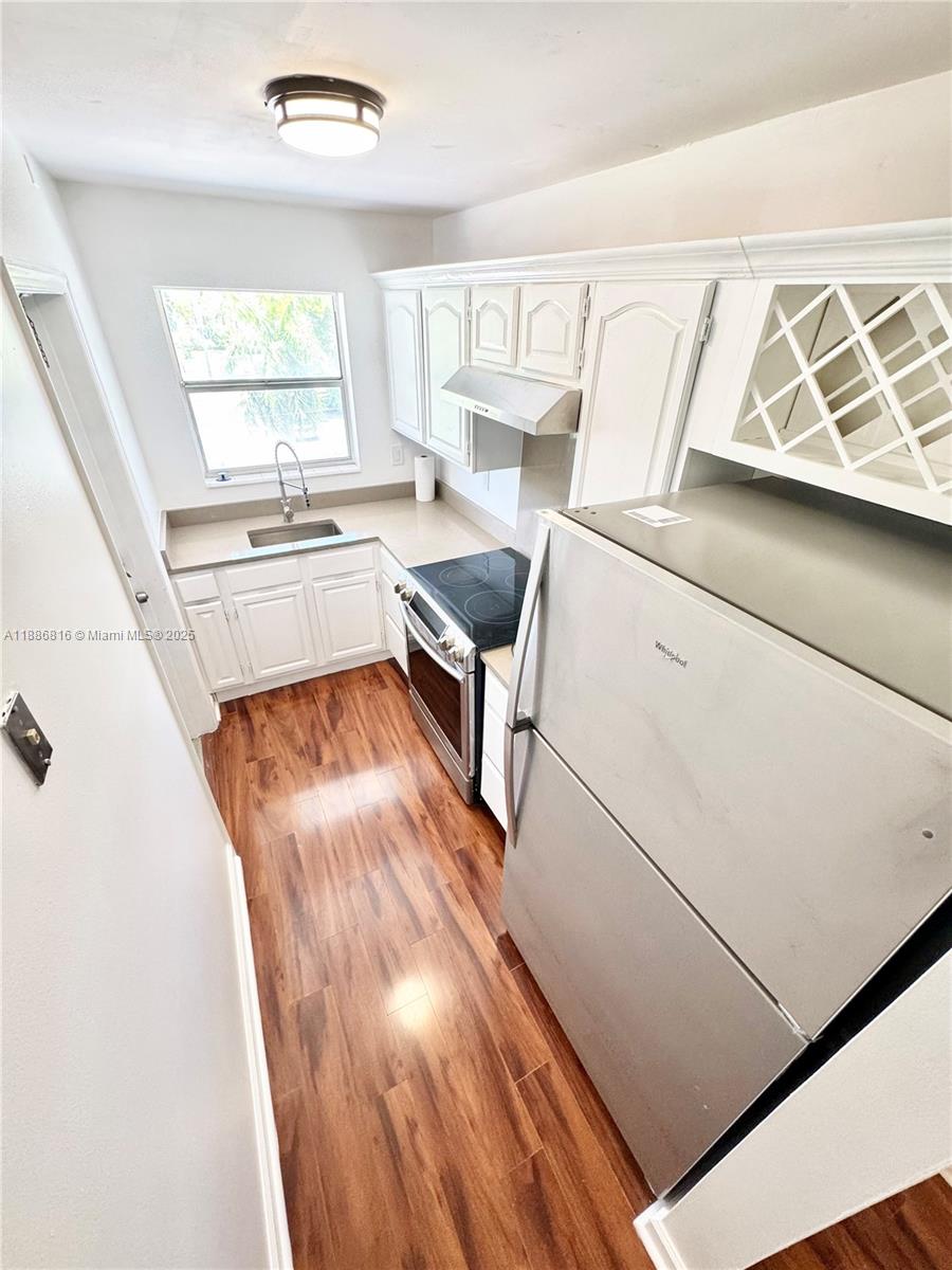 PARADISE BY THE SEA CONDO - Residential