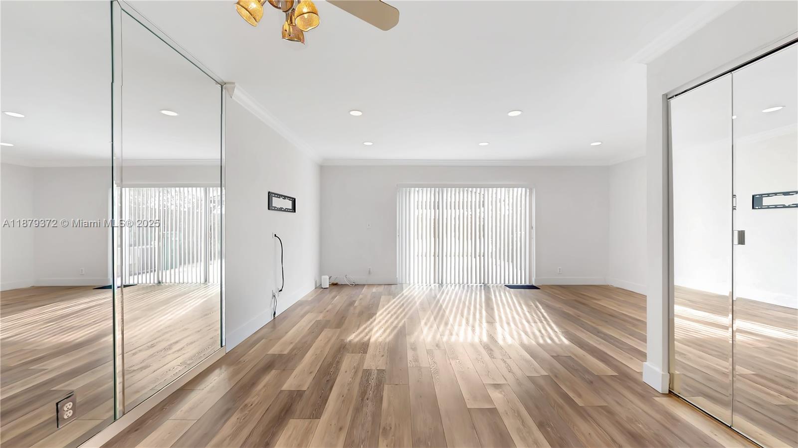 WEITZER SERENA LAKES TOWN - Residential