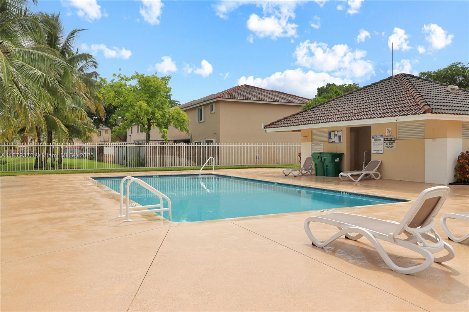 WEITZER SERENA LAKES TOWN - Residential