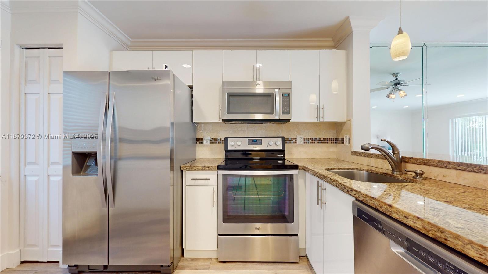 WEITZER SERENA LAKES TOWN - Residential