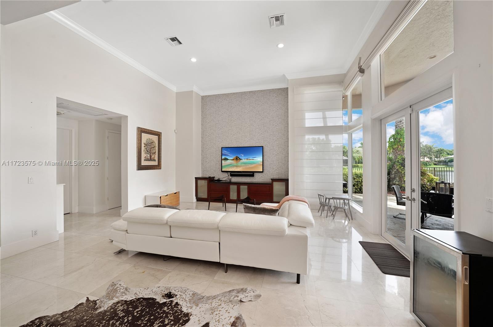 SECTOR 7 - - Residential Lease