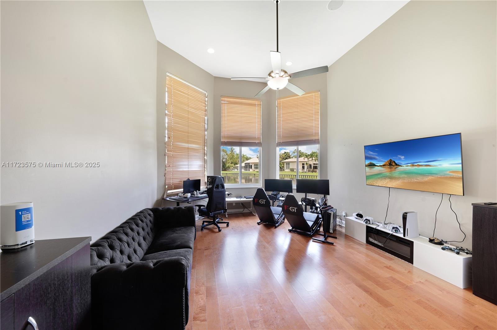 SECTOR 7 - - Residential Lease
