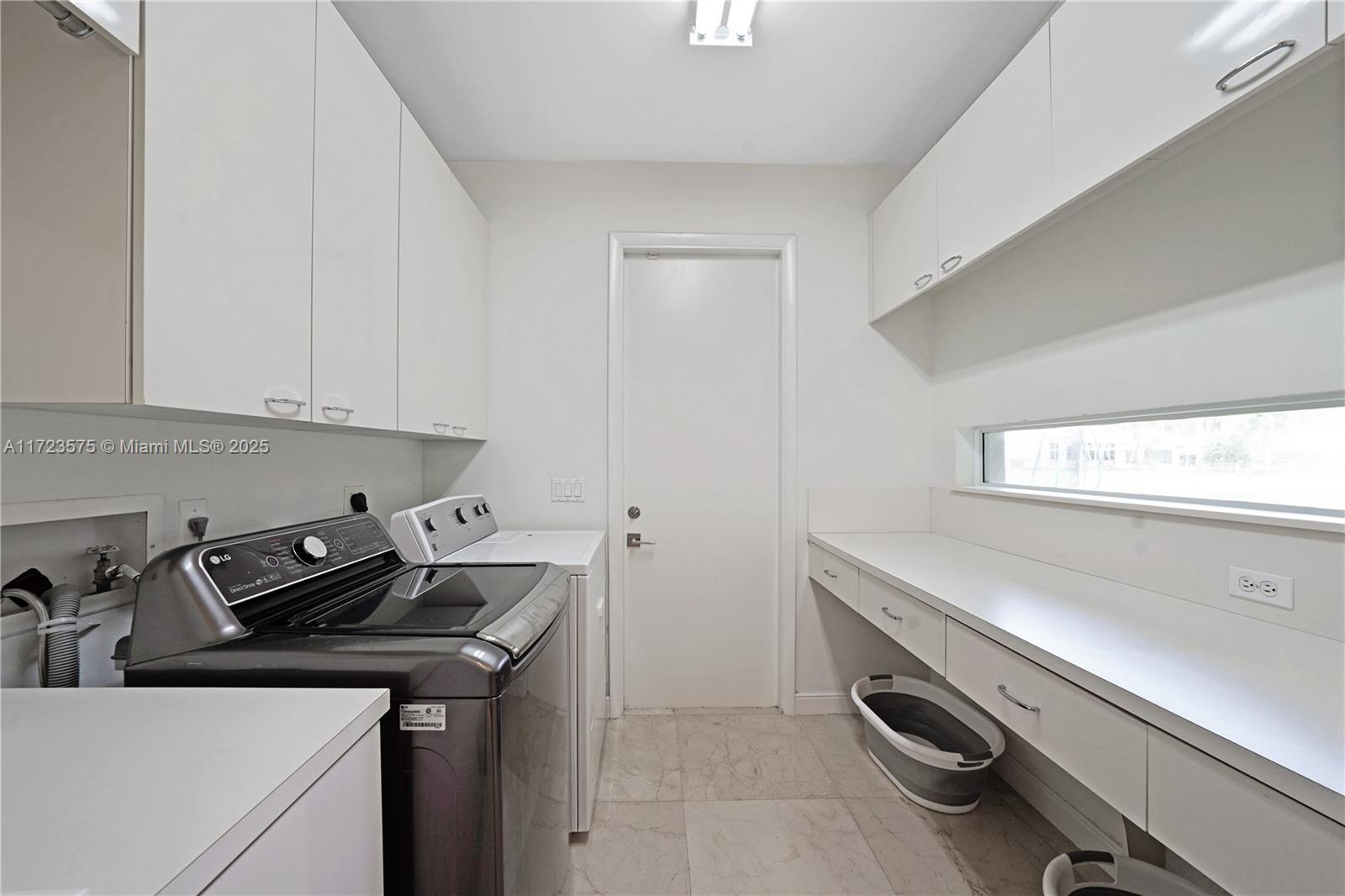 SECTOR 7 - - Residential Lease
