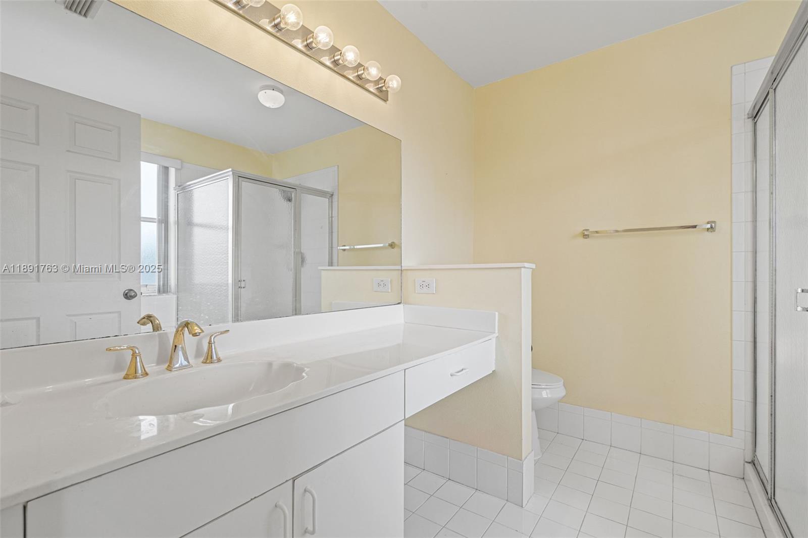 LAGO MAR SOUTH - Residential