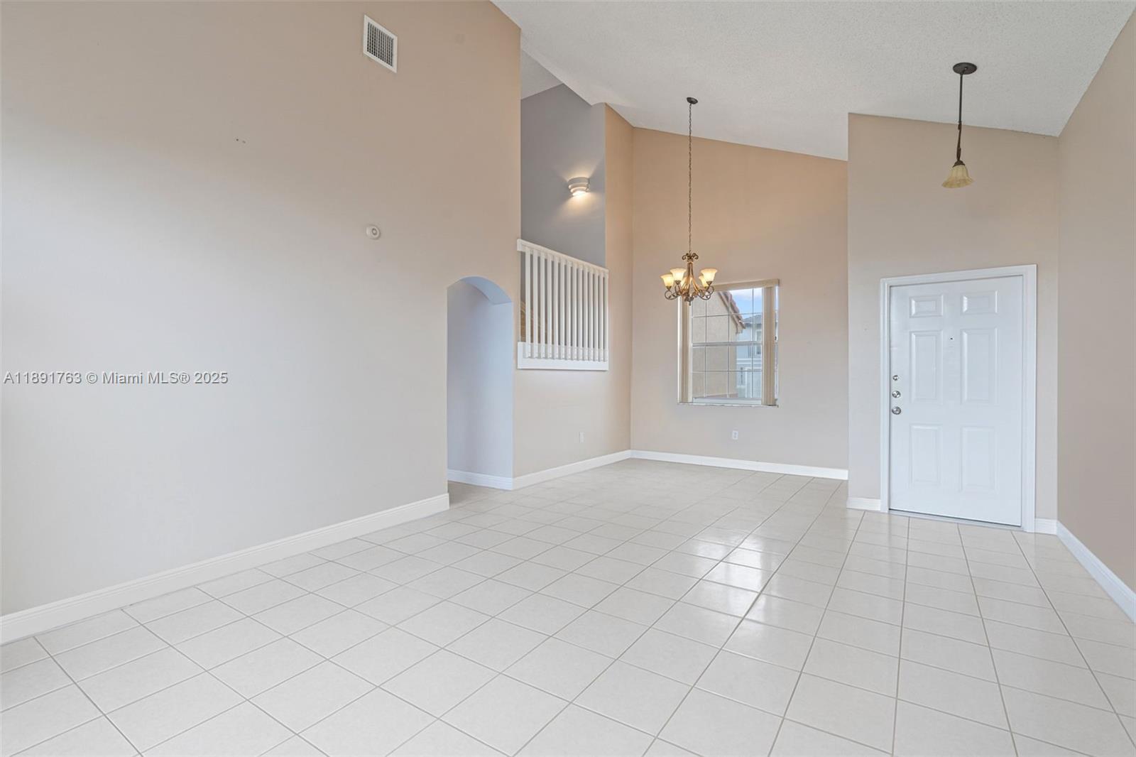 LAGO MAR SOUTH - Residential