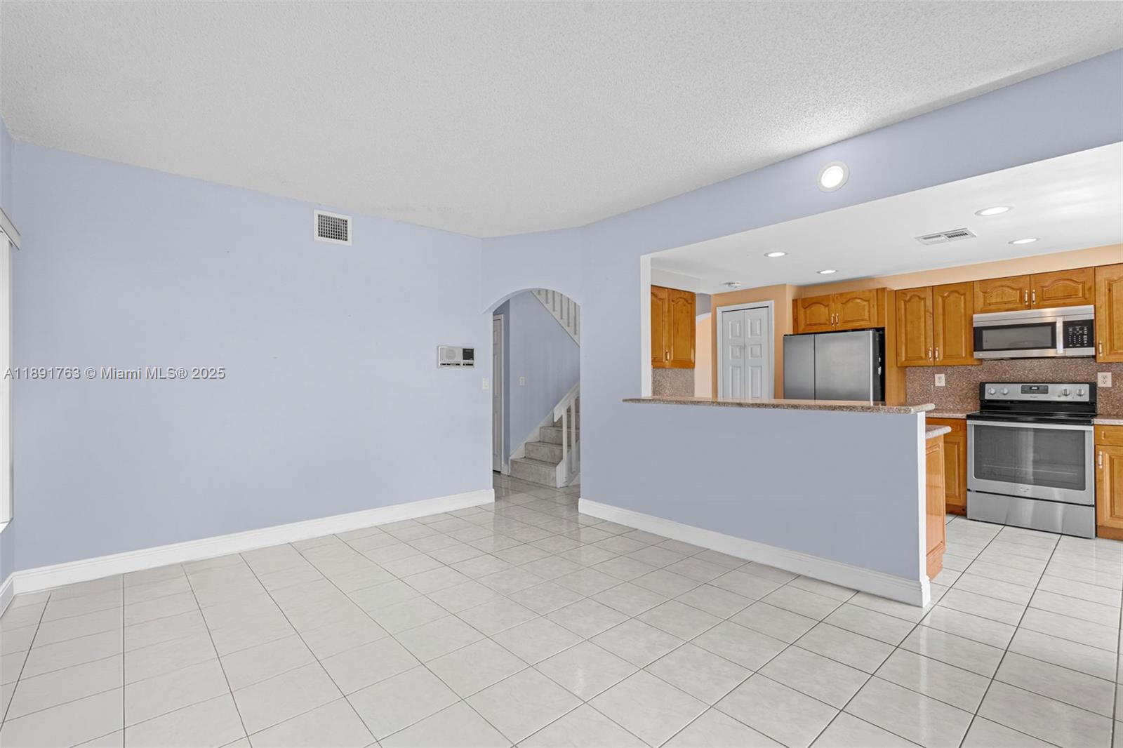 LAGO MAR SOUTH - Residential