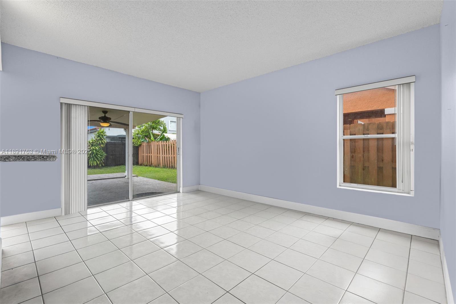 LAGO MAR SOUTH - Residential