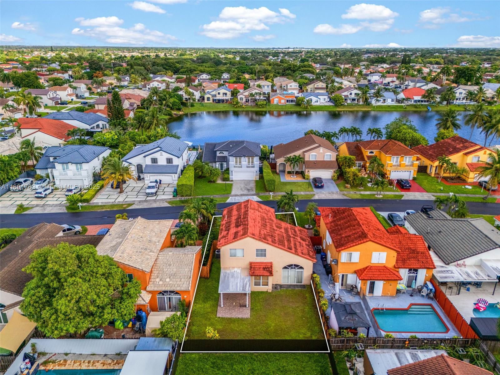 LAGO MAR SOUTH - Residential