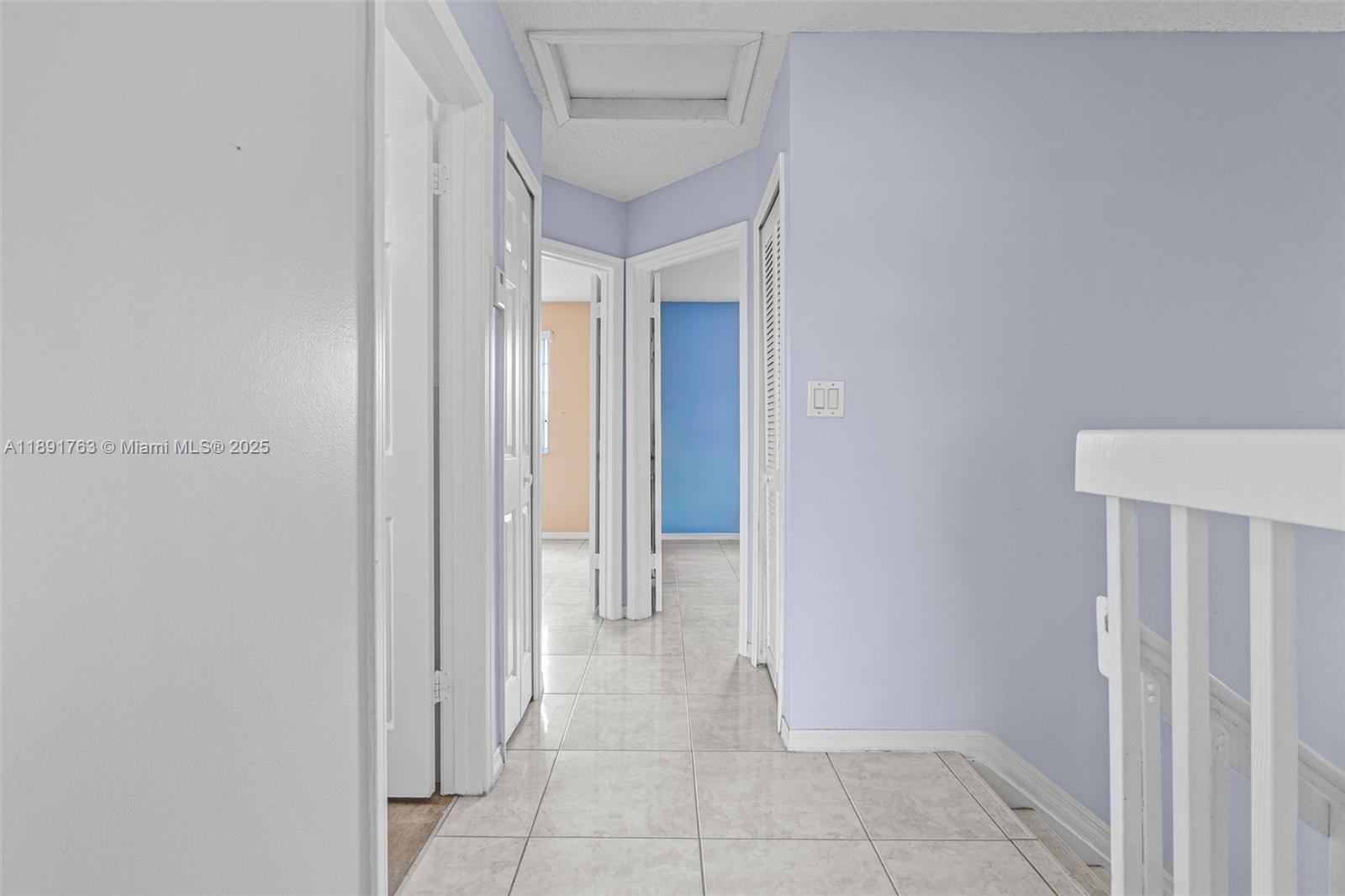 LAGO MAR SOUTH - Residential