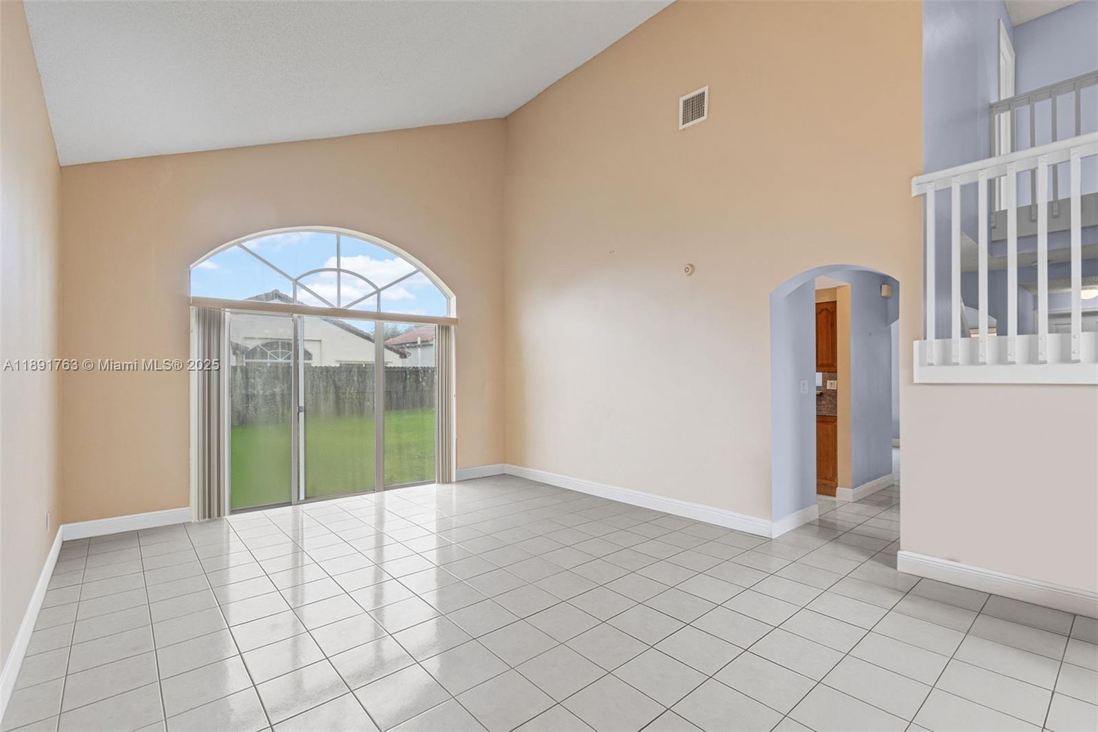 LAGO MAR SOUTH - Residential