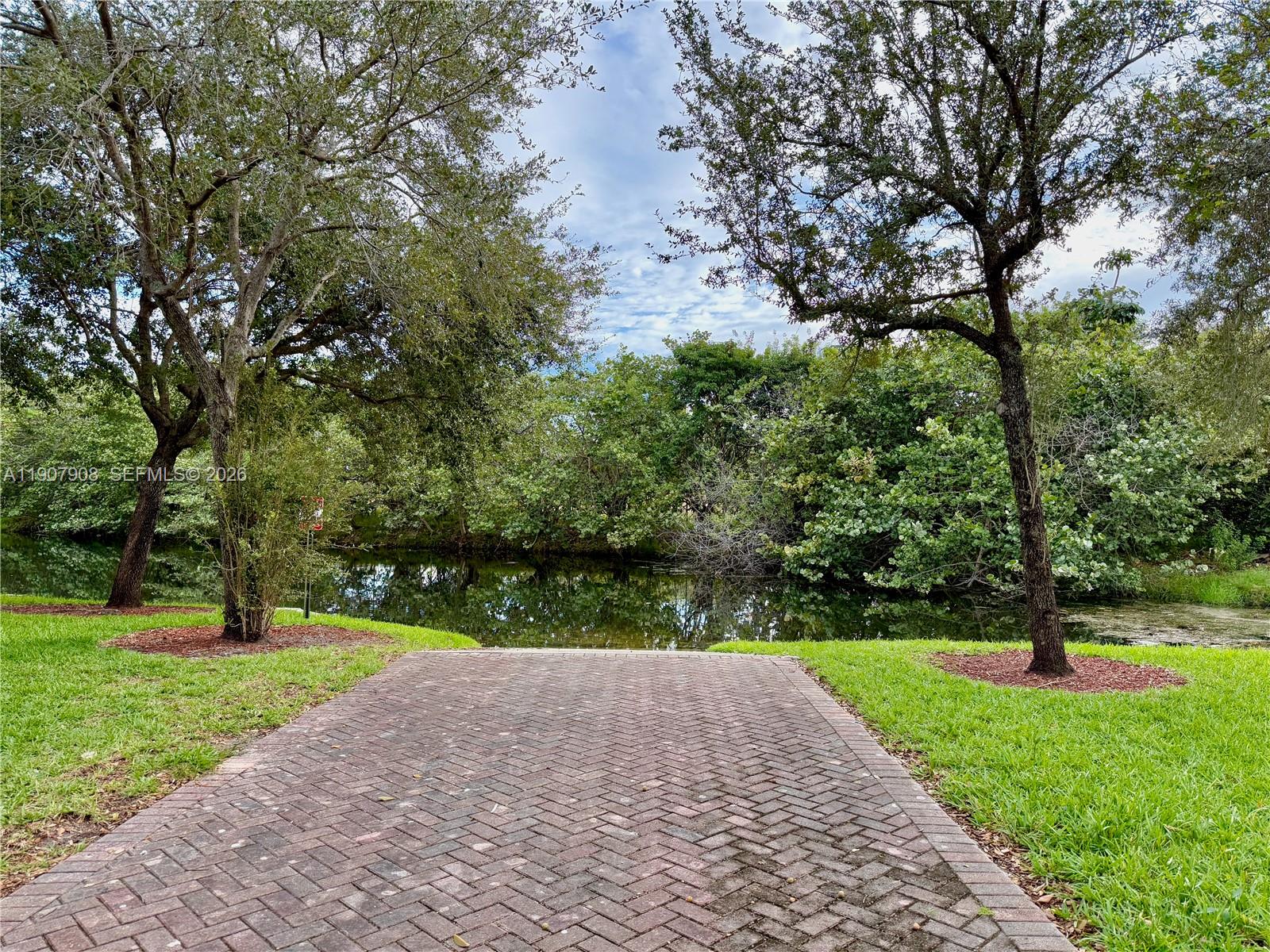 WOODLAND - Residential