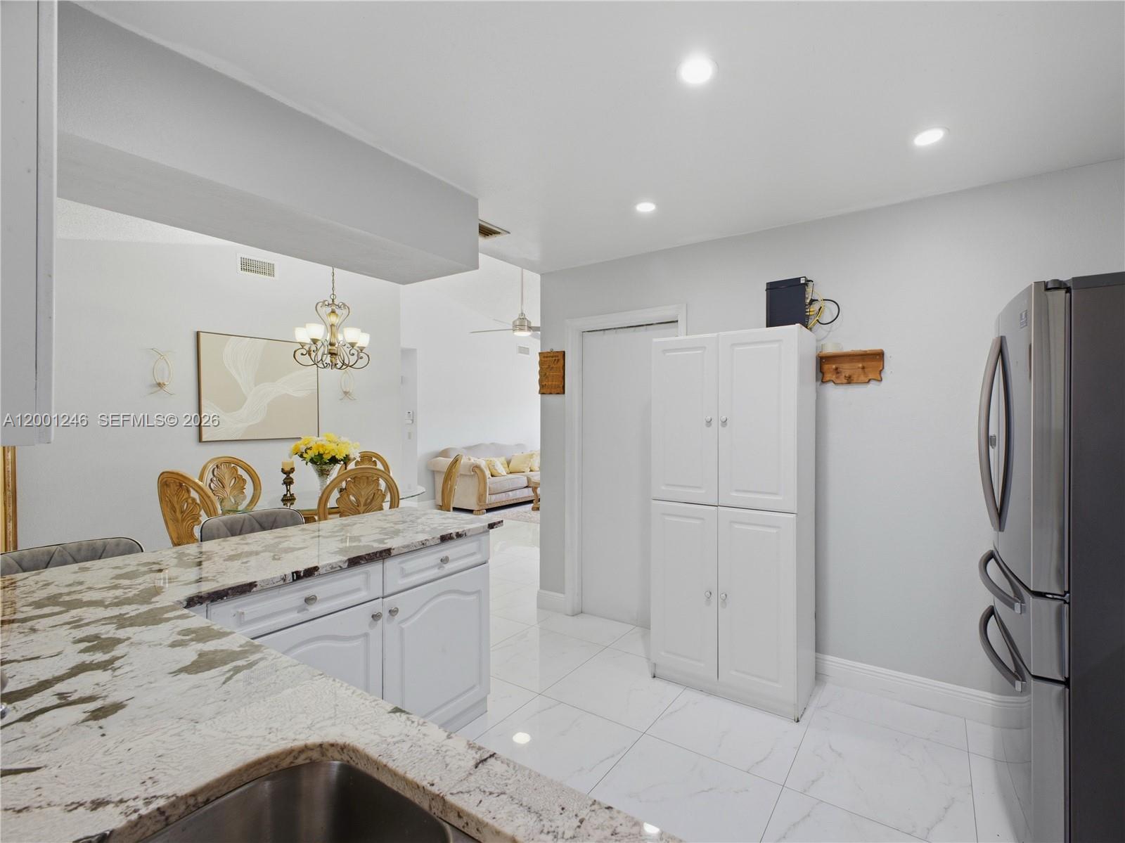 NORTH LAUDERDALE VILLAGE - Residential