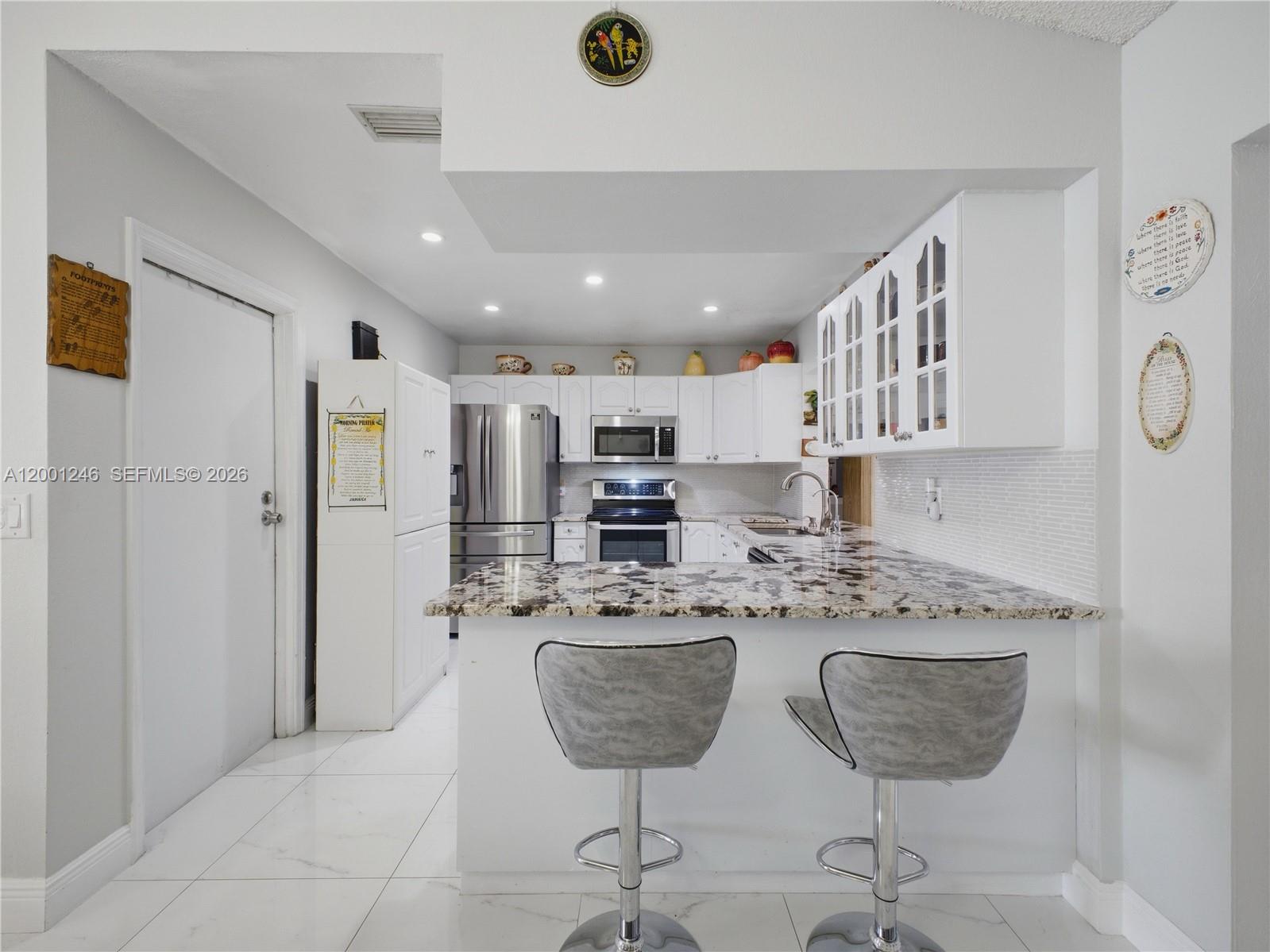 NORTH LAUDERDALE VILLAGE - Residential