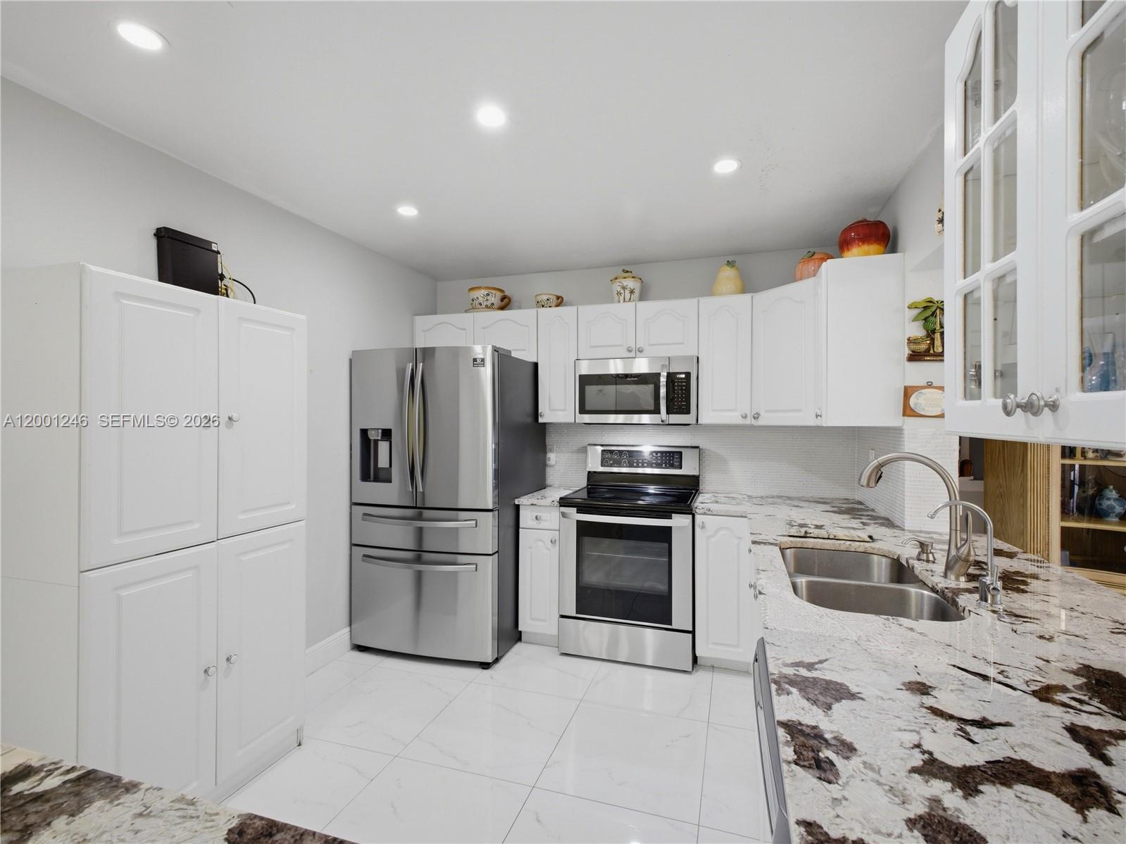 NORTH LAUDERDALE VILLAGE - Residential