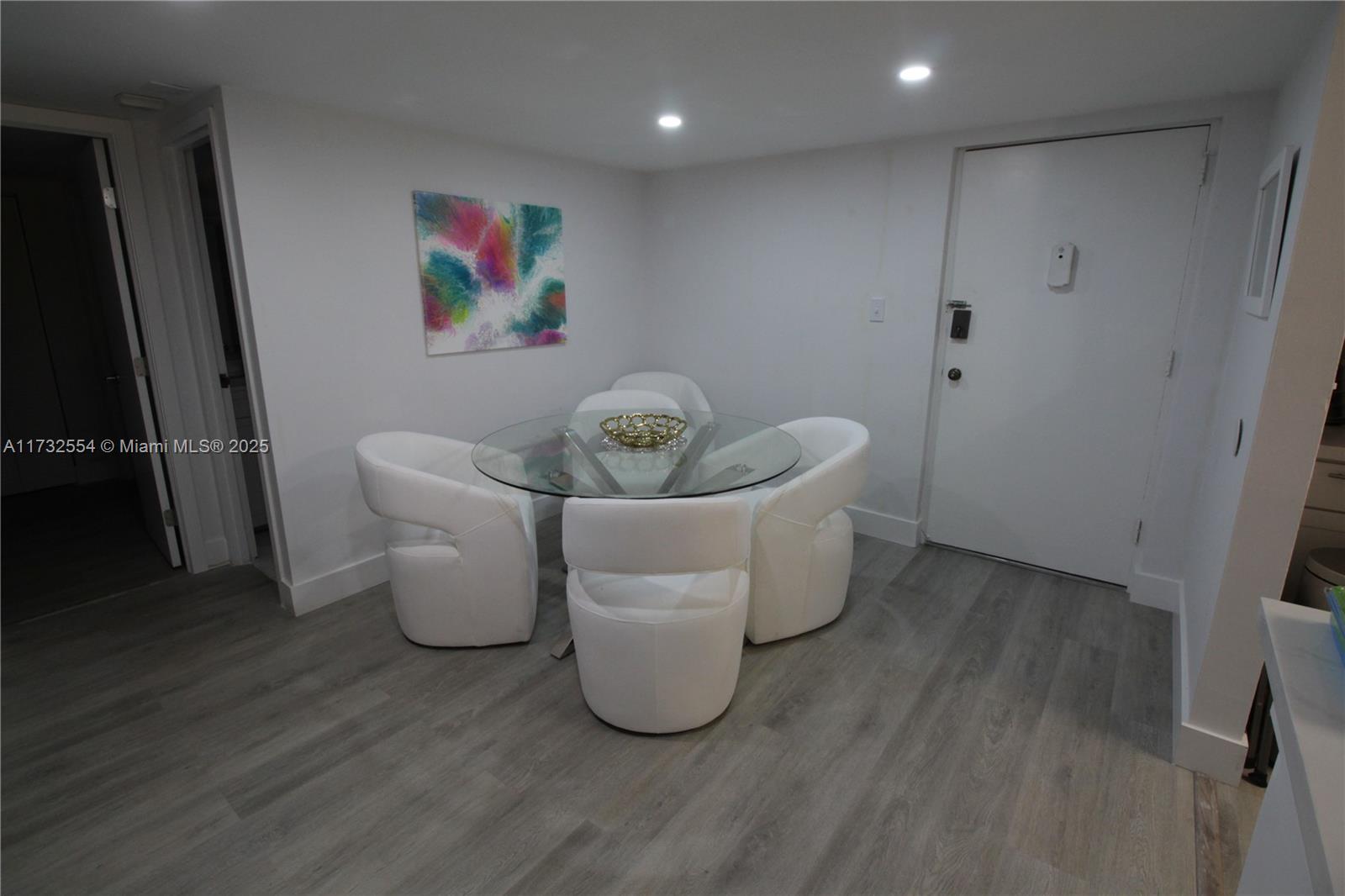 RIVER MANOR CONDO - Residential Lease