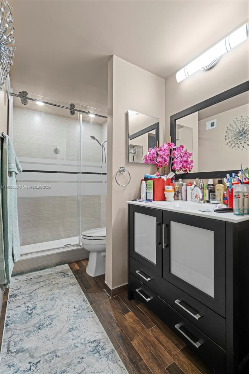 EVERGLADES SUGAR & LAND C - Residential Lease