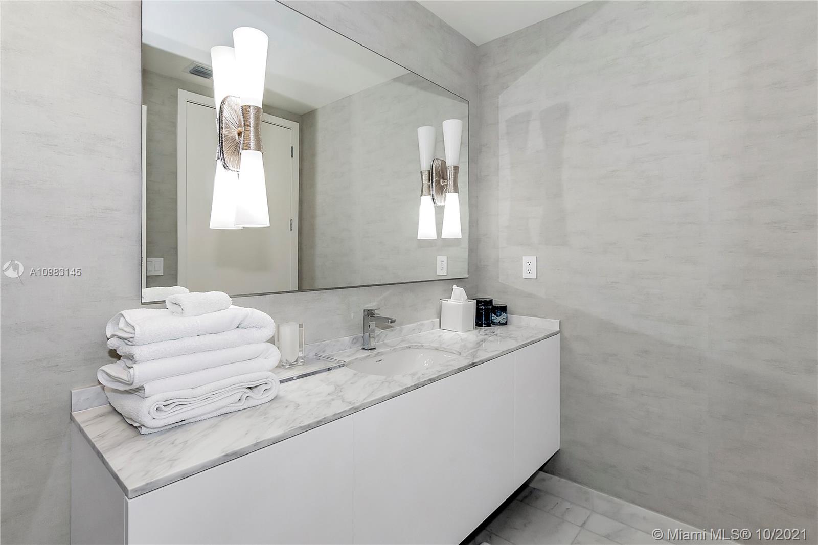 OCEANA BAL HARBOUR CONDO - Residential