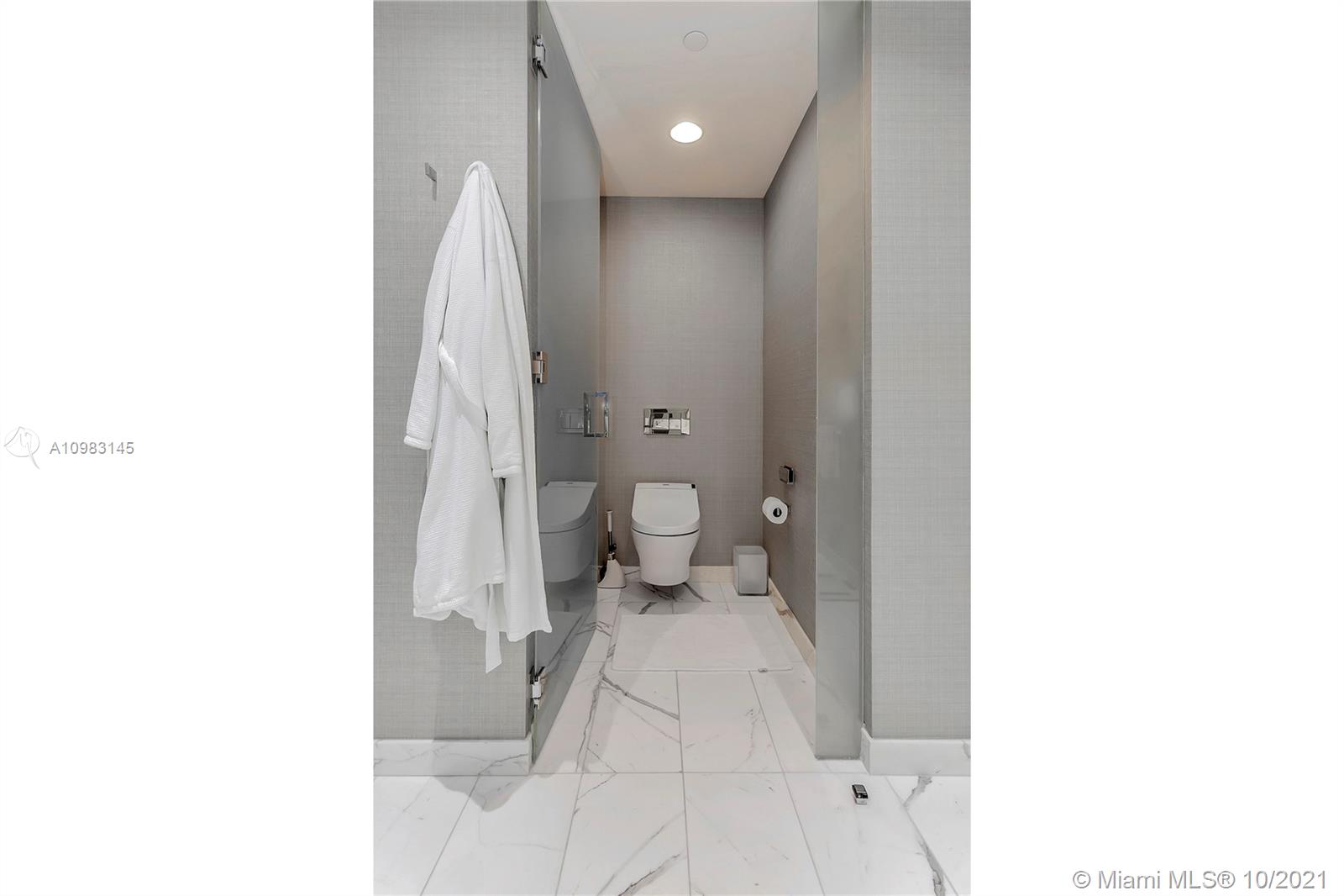 OCEANA BAL HARBOUR CONDO - Residential