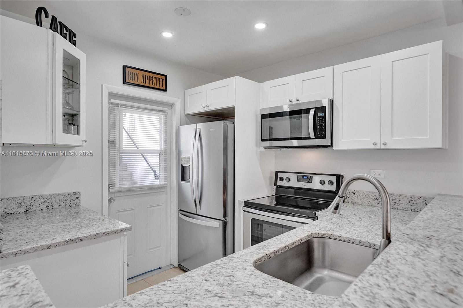 Property for Sale at 3500 Nw 48th Ave 402, Lauderdale Lakes, Broward County, Florida - Bedrooms: 2 
Bathrooms: 2  - $157,000