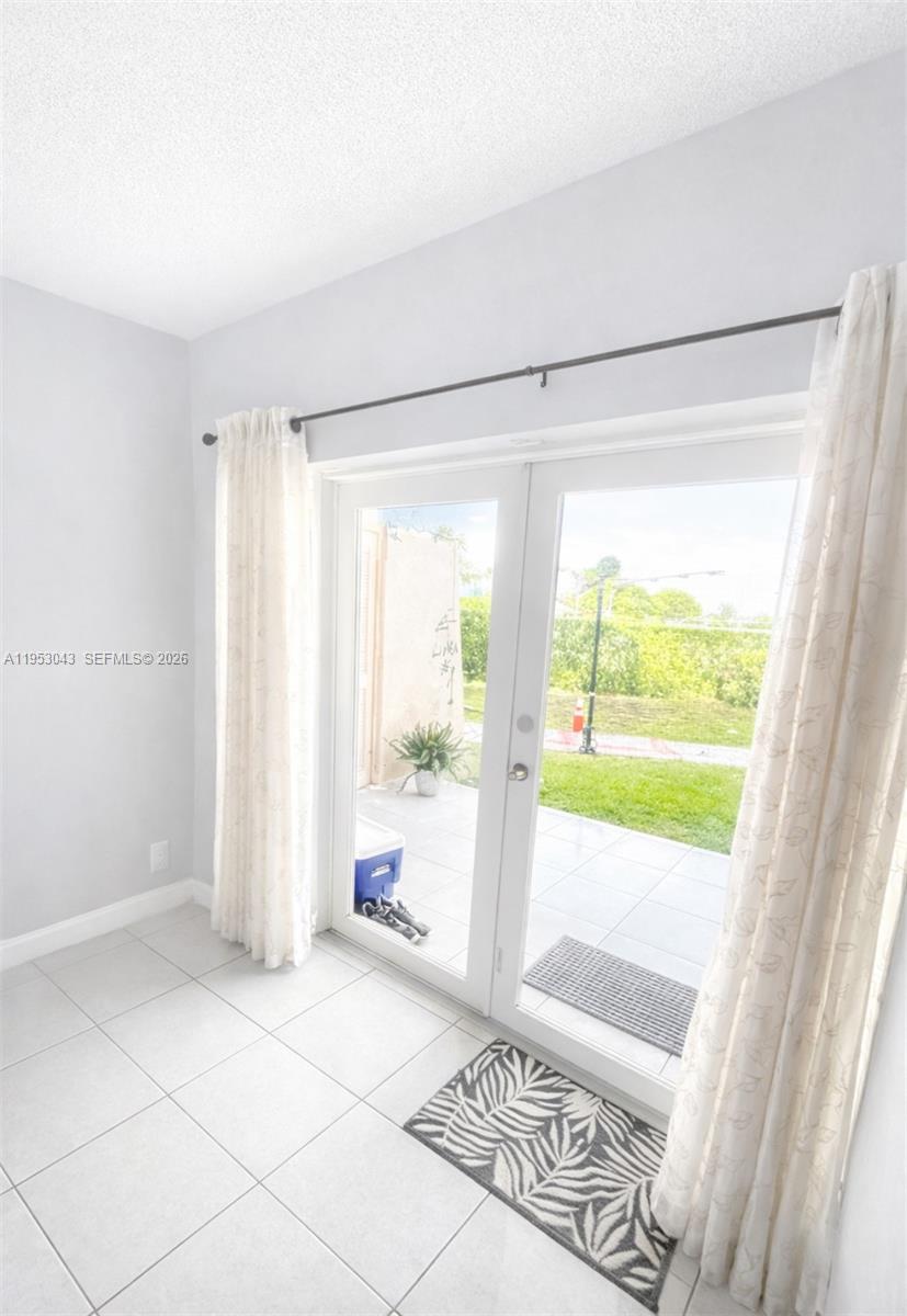 RAMBLEWOOD CONDO A - Residential