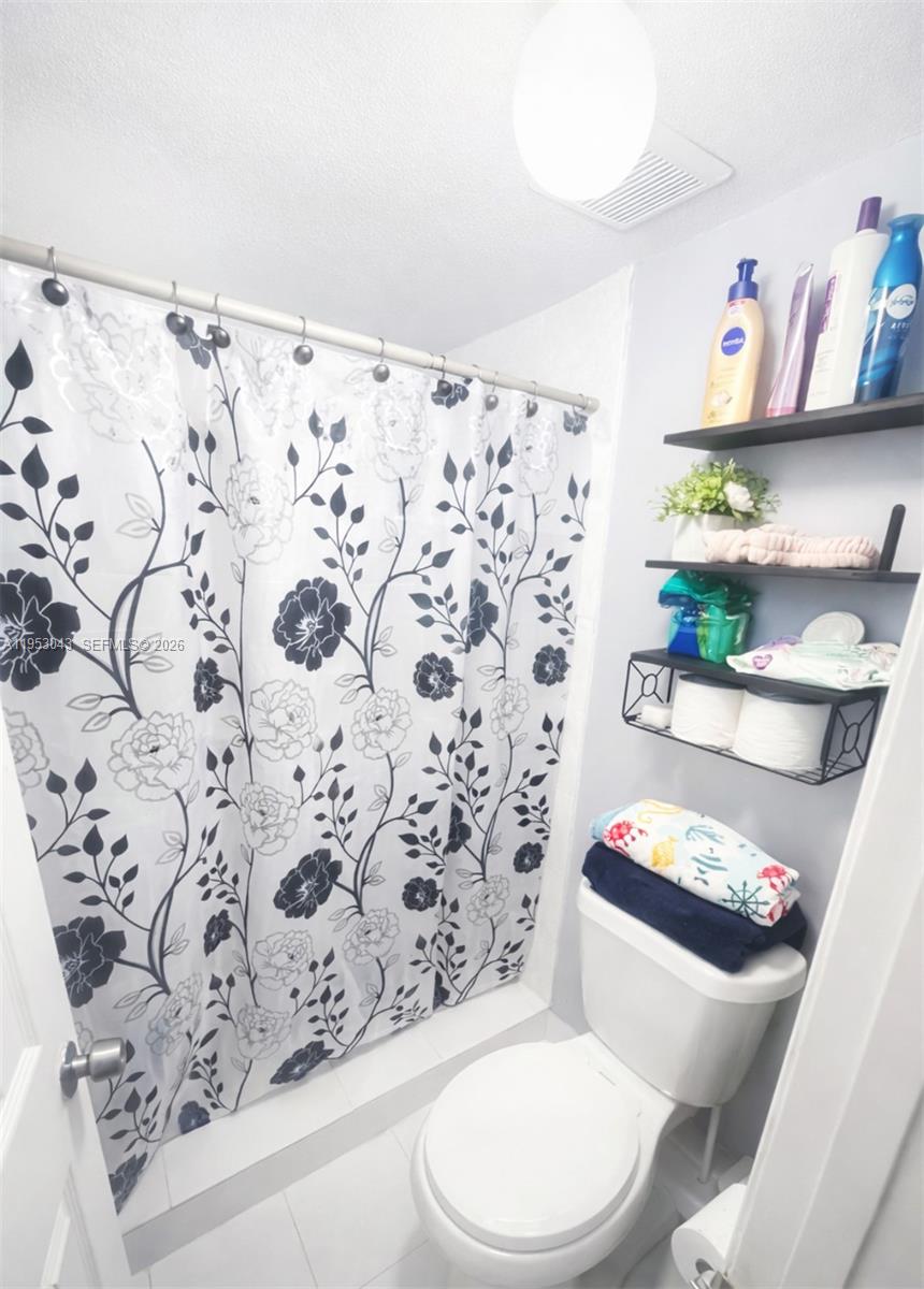 RAMBLEWOOD CONDO A - Residential