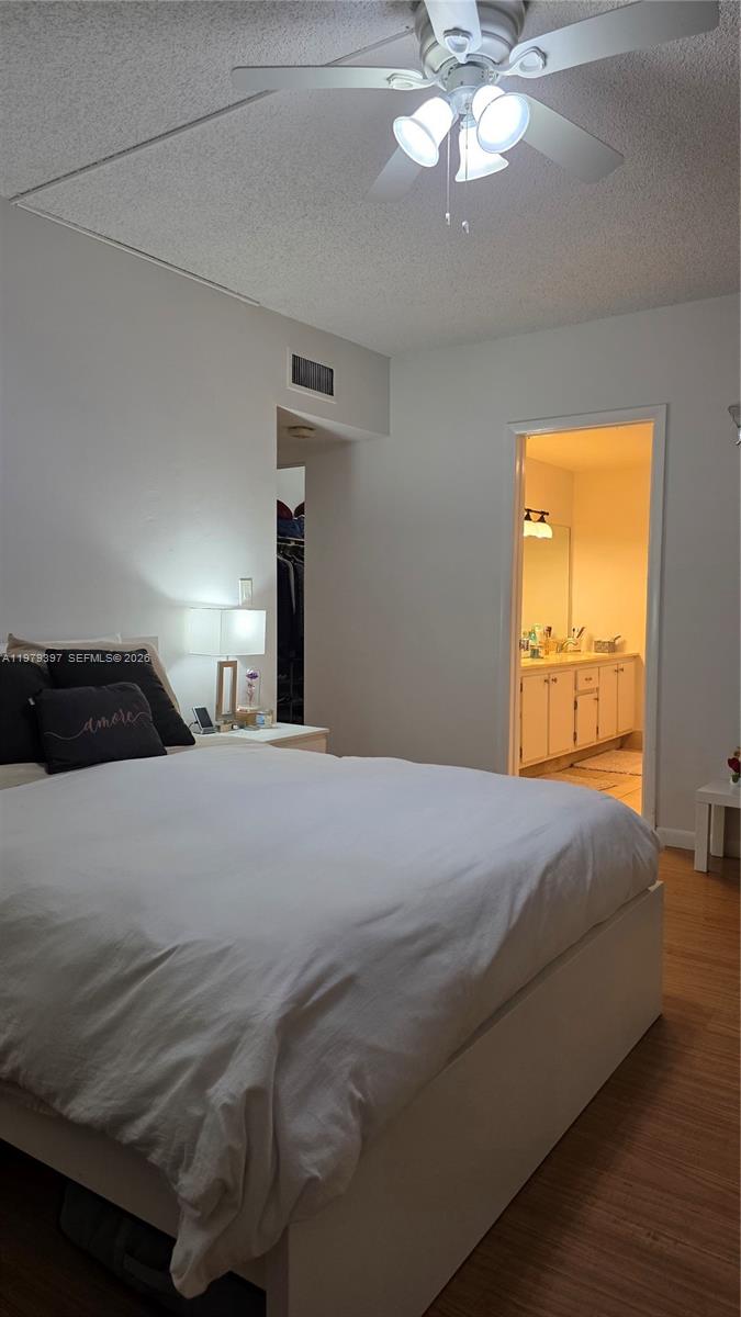 NORTHLAKE VLG AT CALIF CL - Residential Lease