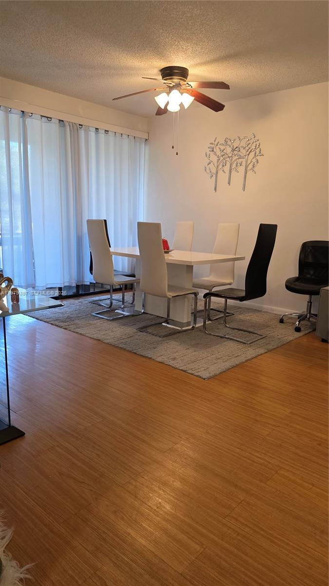 NORTHLAKE VLG AT CALIF CL - Residential Lease