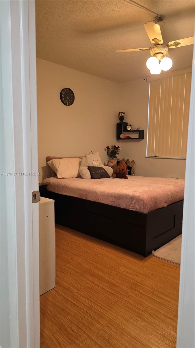 NORTHLAKE VLG AT CALIF CL - Residential Lease