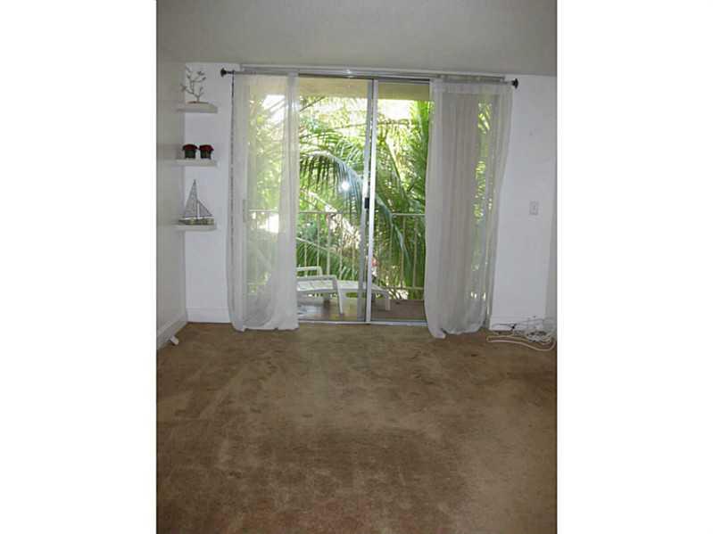 BAYVIEW PALMS CONDO - Residential Lease