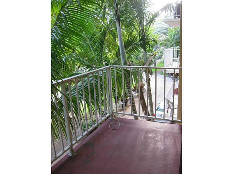 BAYVIEW PALMS CONDO - Residential Lease