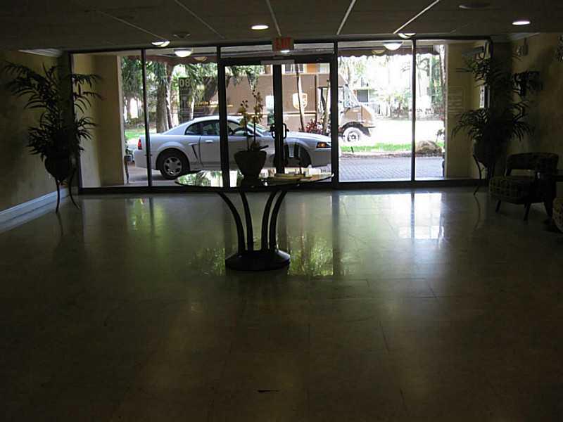 BAYVIEW PALMS CONDO - Residential Lease