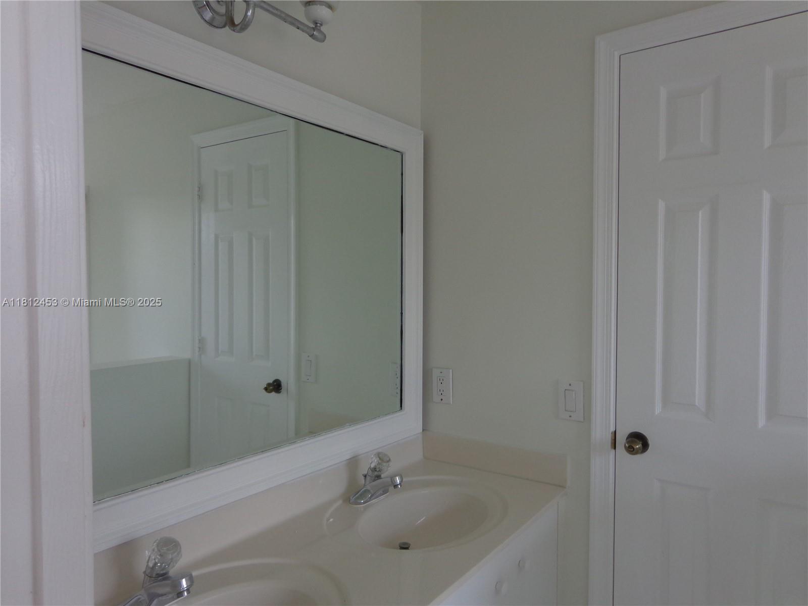 SECTOR 3 - PARCELS H I J - Residential Lease