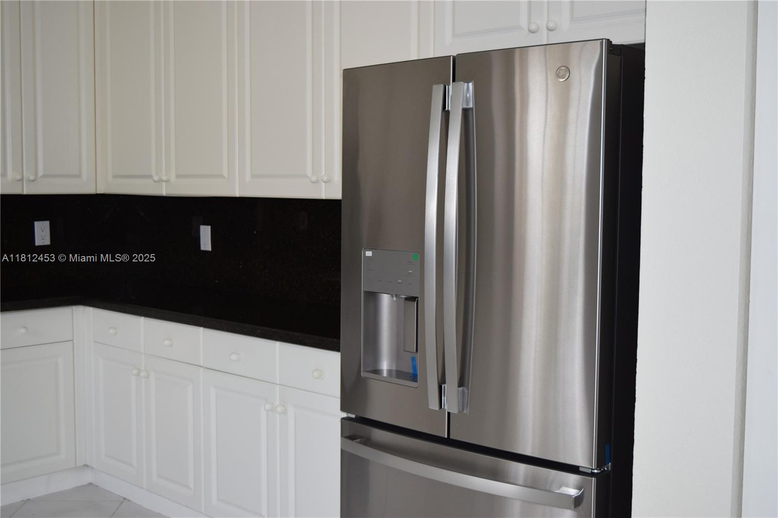 SECTOR 3 - PARCELS H I J - Residential Lease