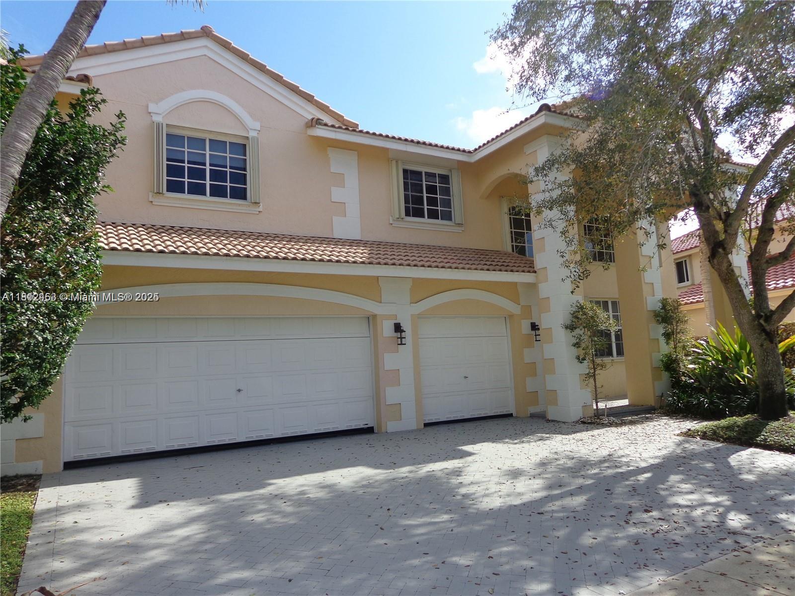 991 Crestview Cir, Weston, Broward County, Florida - 6 Bedrooms  
4 Bathrooms - 