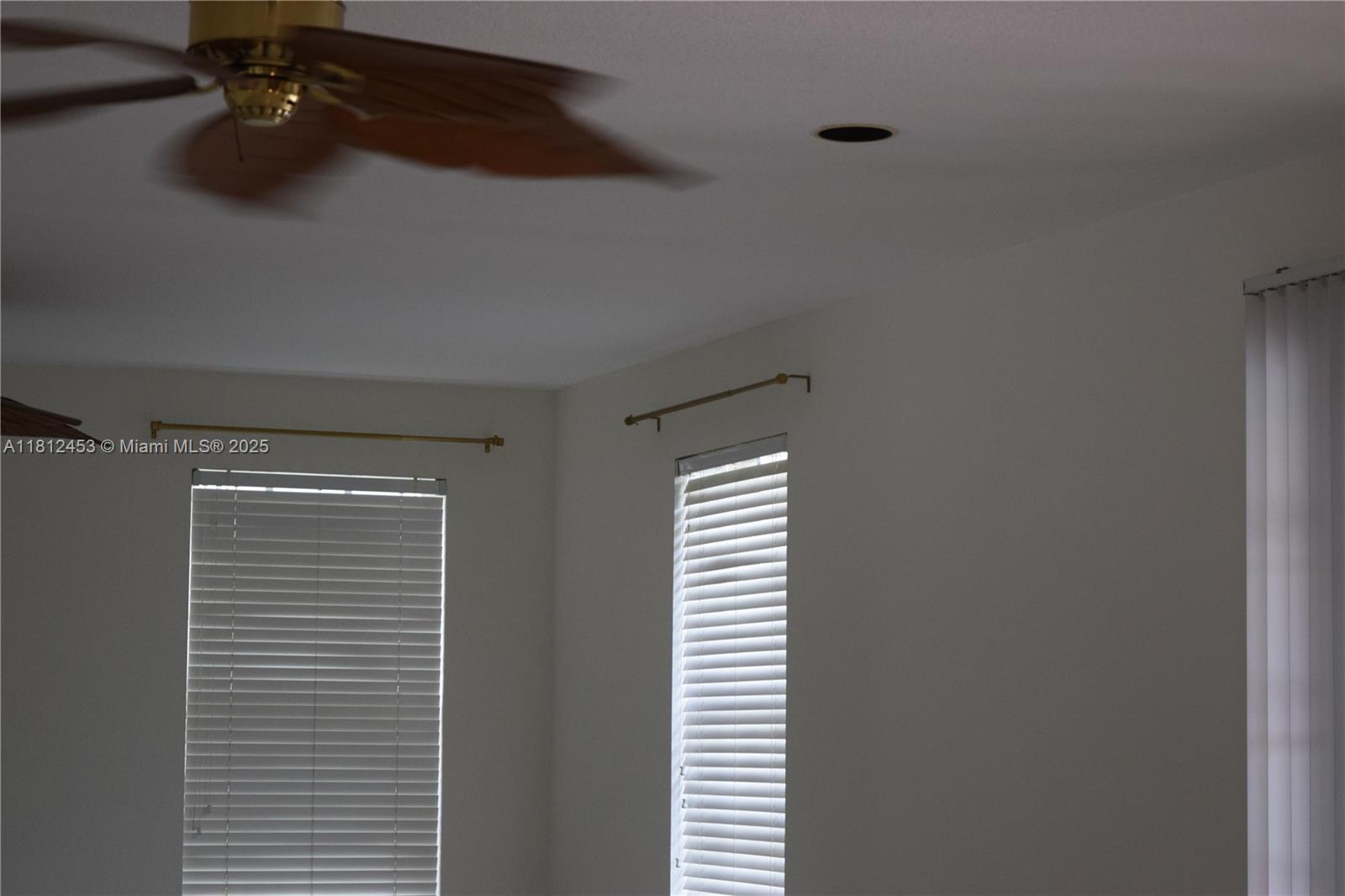 SECTOR 3 - PARCELS H I J - Residential Lease