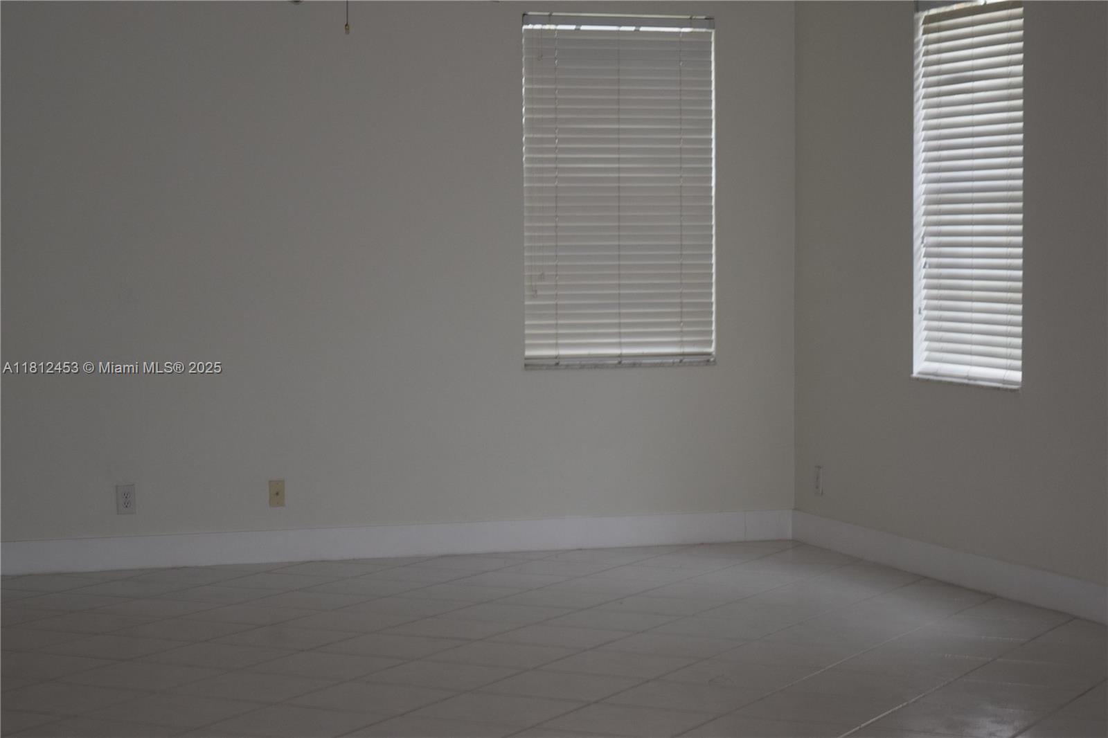 SECTOR 3 - PARCELS H I J - Residential Lease