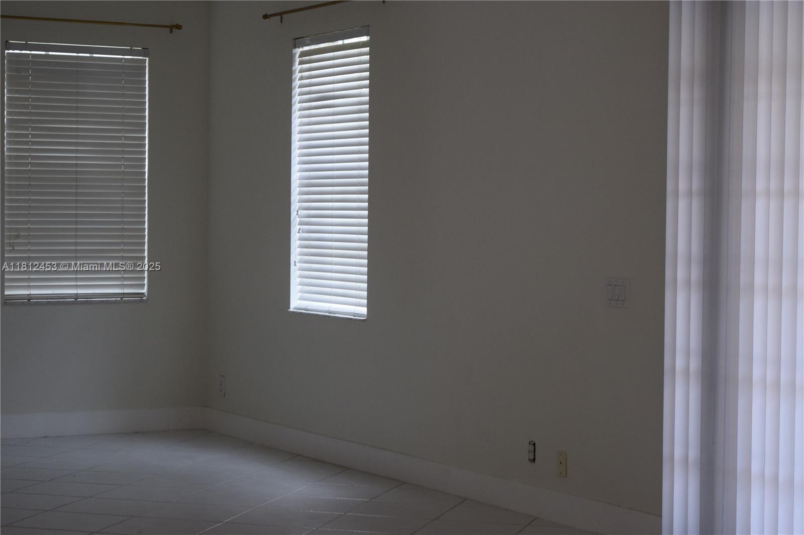 SECTOR 3 - PARCELS H I J - Residential Lease