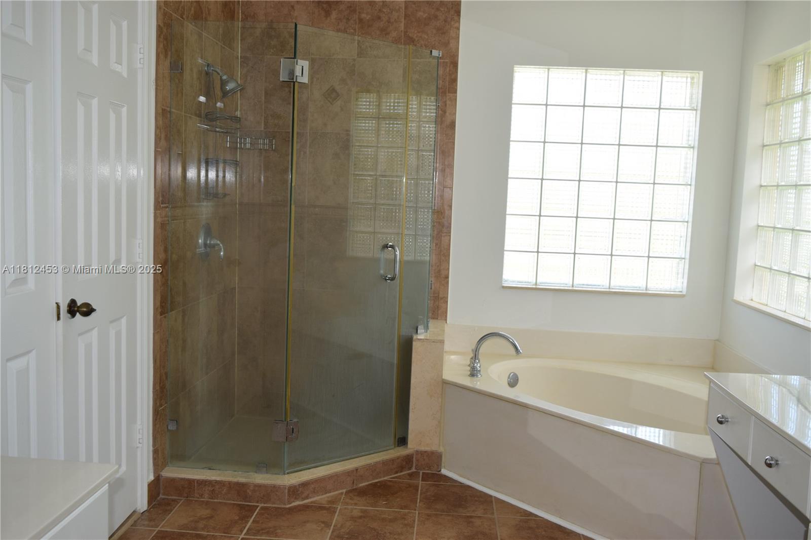 SECTOR 3 - PARCELS H I J - Residential Lease