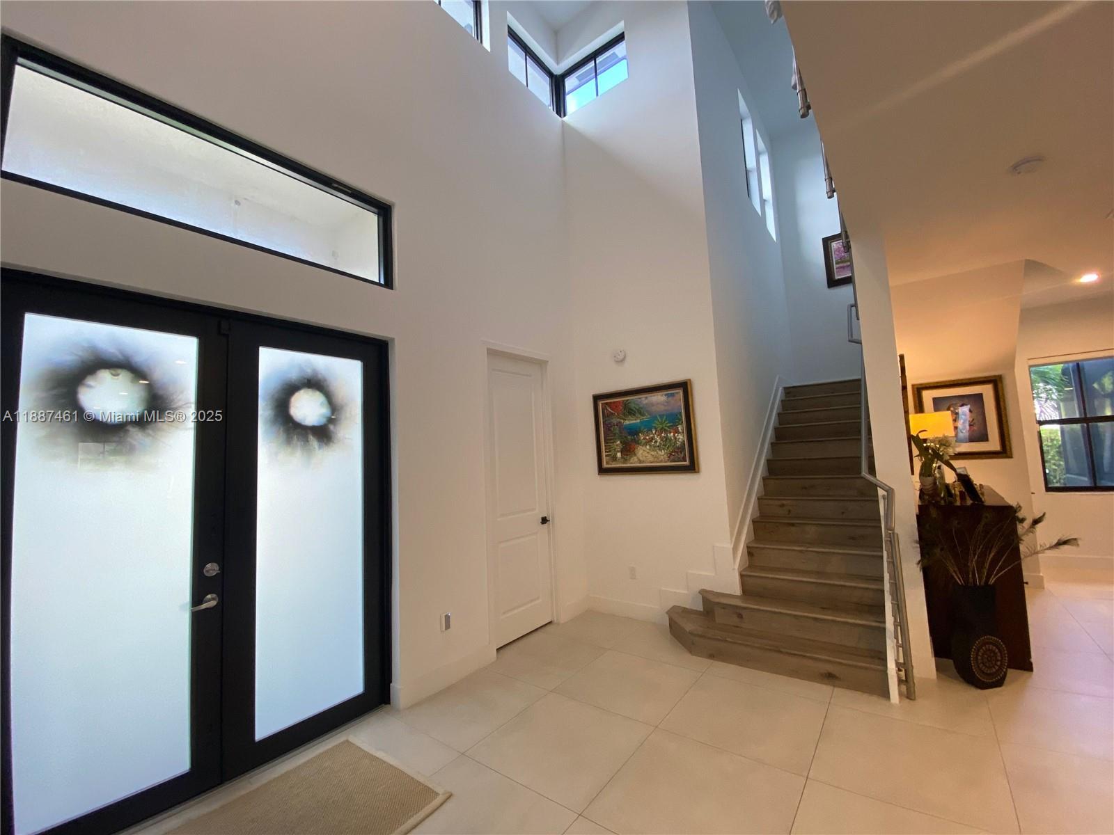 LEGACY GRAND - Residential