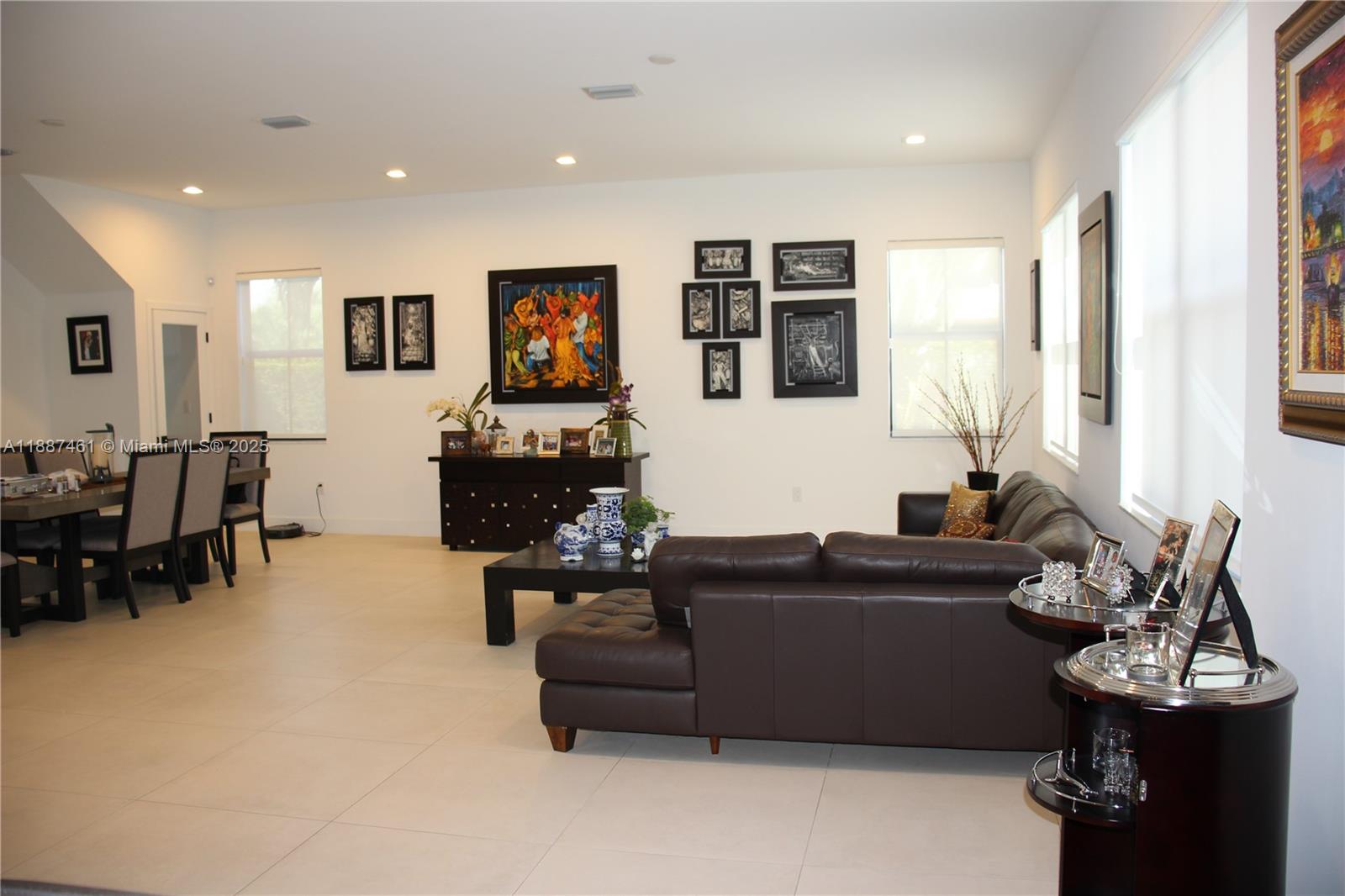 LEGACY GRAND - Residential